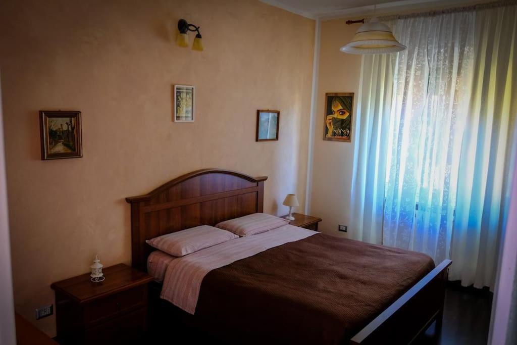 Appartamento Con Tre Camere - Zona Centrale Alessandria Exterior foto